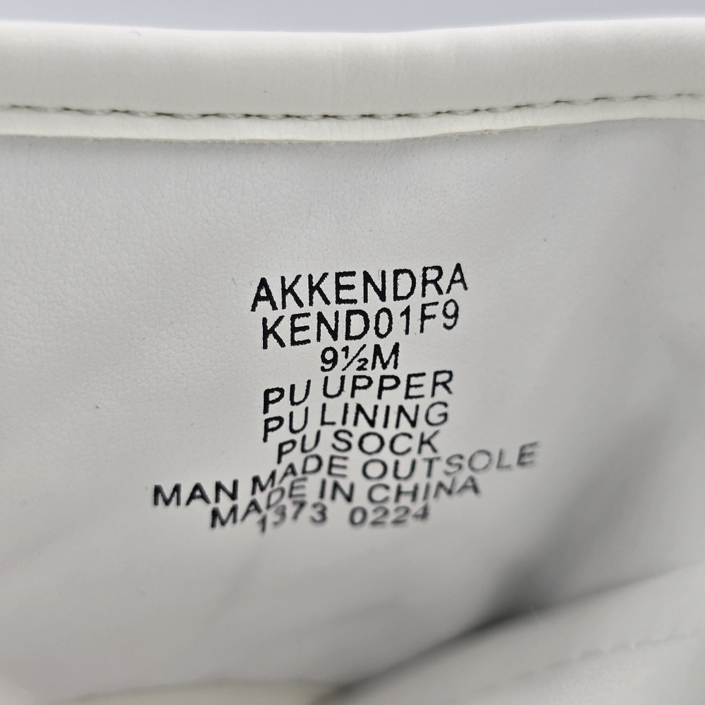 NWOT Anne Klein Kendra Slippers (Block Heel Slide Sandals), White & Gold, 9.5M - Picture 9 of 16